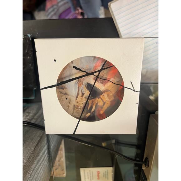 Unique handmade 4 Piece Coaster Set Depicting Women from the 1600s - Picture 6 of 6